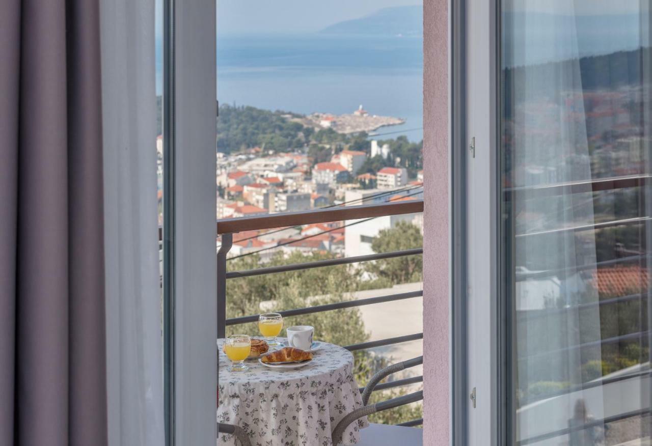 Apartments Nataly With Free Parking Makarska Exterior foto